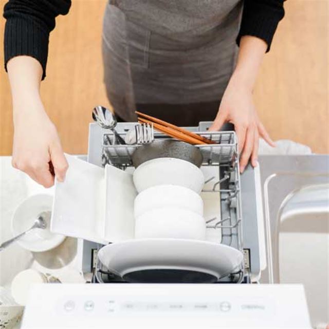 サンコー、タンク式食洗機「ラクアmini Plus」にホワイトモデル - 価格.com