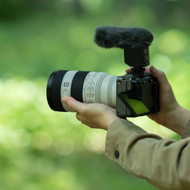 ソニー、ズーム全域ハーフマクロ対応の望遠レンズ「FE 70-200mm F4 ...