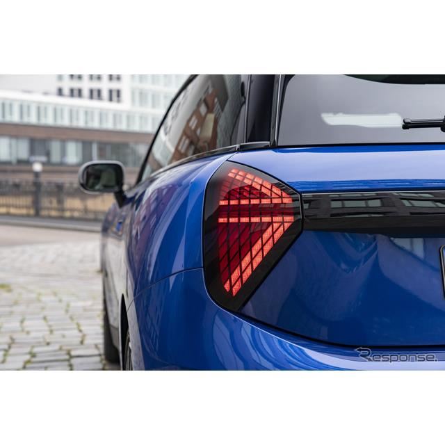 MINI ハッチバック 新型、EVの新写真を公開…中国と英国で生産へ - 価格.com