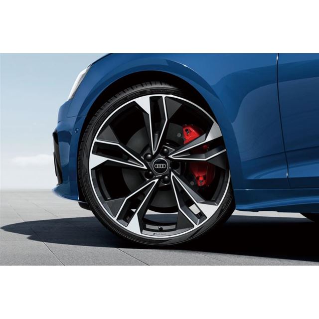 RS」モデルを想起させる「アウディA4／A5」の限定車「Sライン 