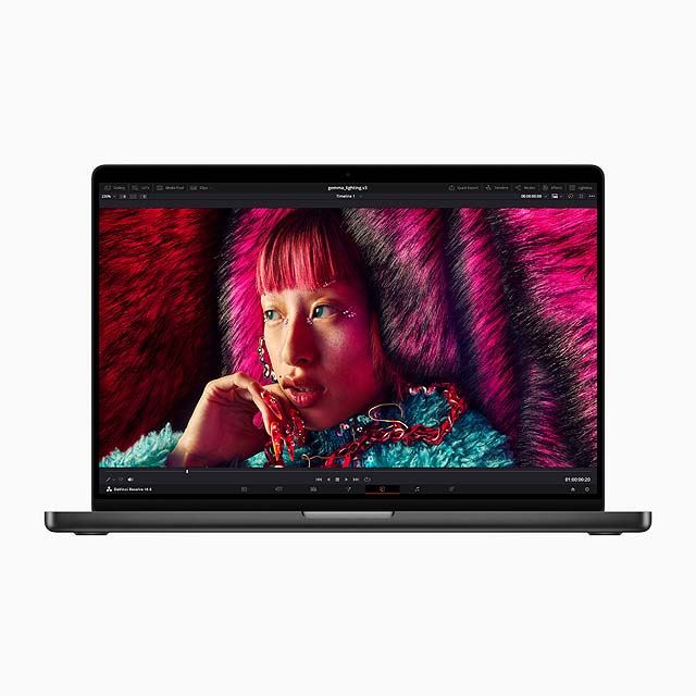 アップル、M3ファミリー搭載の「MacBook Pro」14型/16型モデルを本日11