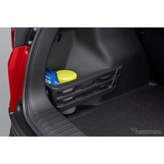 ホンダ WR-V 新型】よりタフで上質なSUVにカスタマイズ…純正パーツ発表 - 価格.com