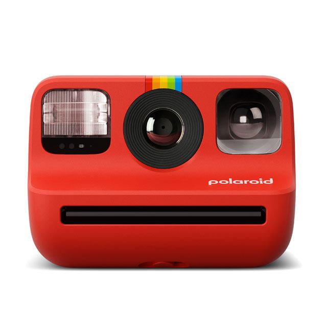 手のひらに収まる、重さ239gのインスタントカメラ「Polaroid Go 