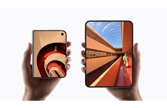 アップル初の折りたたみスマホ「iPhone Duo」 10/23発売で価格は364,800円から