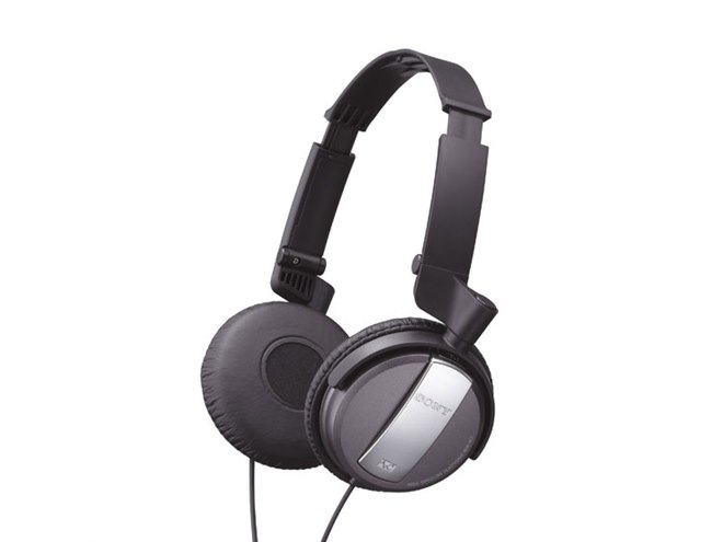 ソニー、ノイズキャンセルヘッドホン「MDR-NC7」 - 価格.com