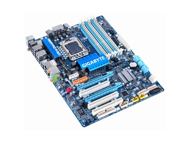 「最終価格」i7 920+Gigabyte x58+DDR3 12G+660ti GIGABYTE、X58搭載マザー「GA-EX58-UD4」 - 価格.com
