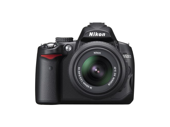 ニコン、D5000・D3000キャッシュバックを延長 - 価格.com