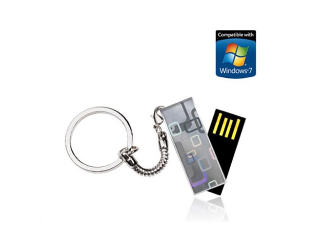 トランセンド、薄型USBメモリーの16GBモデル - 価格.com