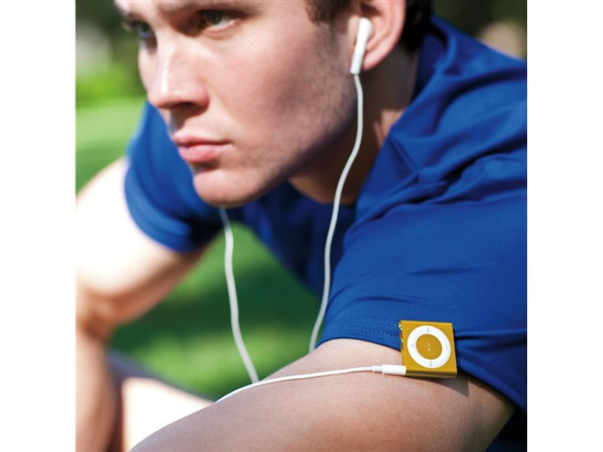 アップル、操作ボタンが復活した新iPod shuffle - 価格.com