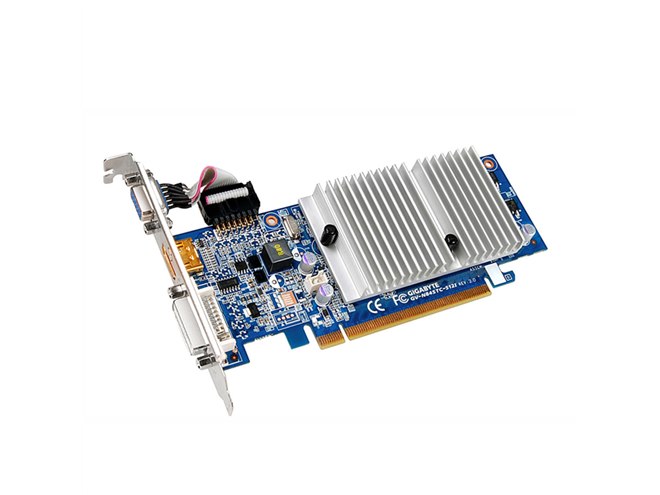 GIGABYTE、GeForce 8400 GS搭載のファンレスVGA - 価格.com