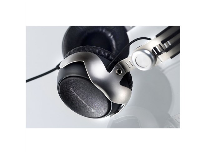 beyerdynamic、モニターヘッドホン「DT 1350」 - 価格.com