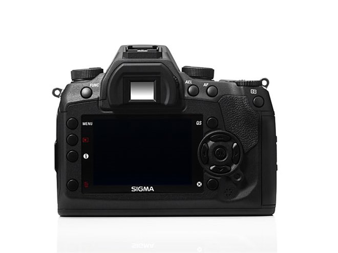 シグマ、実売70万円の「SD1」を6月10日に発売 - 価格.com