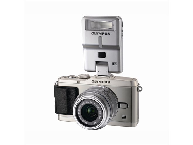 オリンパス、バウンス機能を備えた小型フラッシュ - 価格.com
