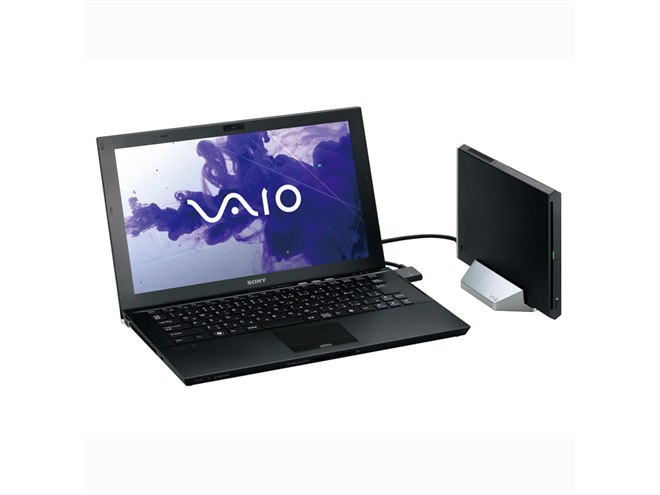 ソニー、携帯性と高性能を両立した新「VAIO Z」 - 価格.com