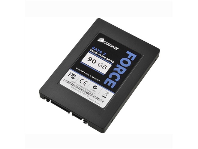 Corsair、最大リード550MB/sの90GB SSD - 価格.com