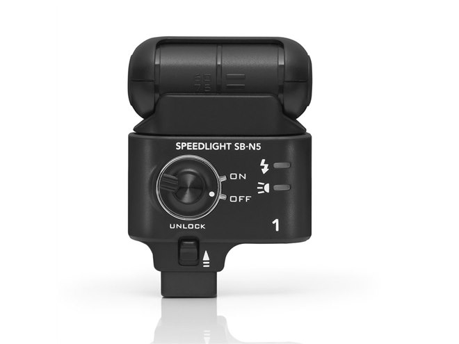 Nikon 1 V1 ミラーレスカメラ Speedlight SB-N5付き ニコン、ミラーレス一眼Nikon 1 V1専用フラッシュ - 価格.com