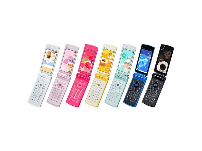 au、1310万画素カメラを備えた携帯電話「F001」 - 価格.com