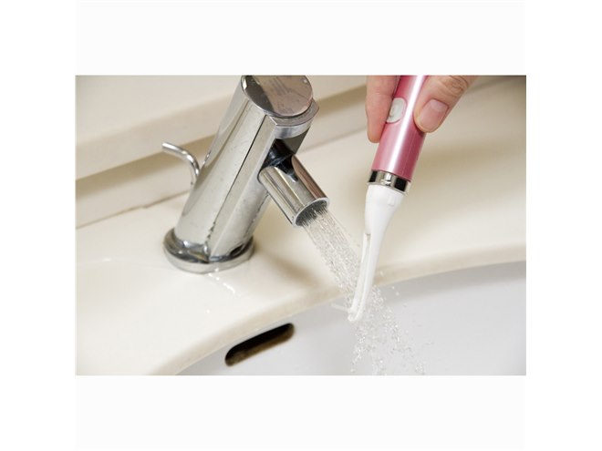 YAMAZEN、歯間専用の電動歯ブラシ「DENTAL PECKER」 - 価格.com