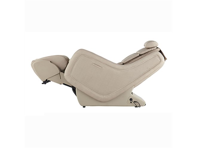 フジ医療器、リラックス姿勢を実現させるマッサージチェア - 価格.com