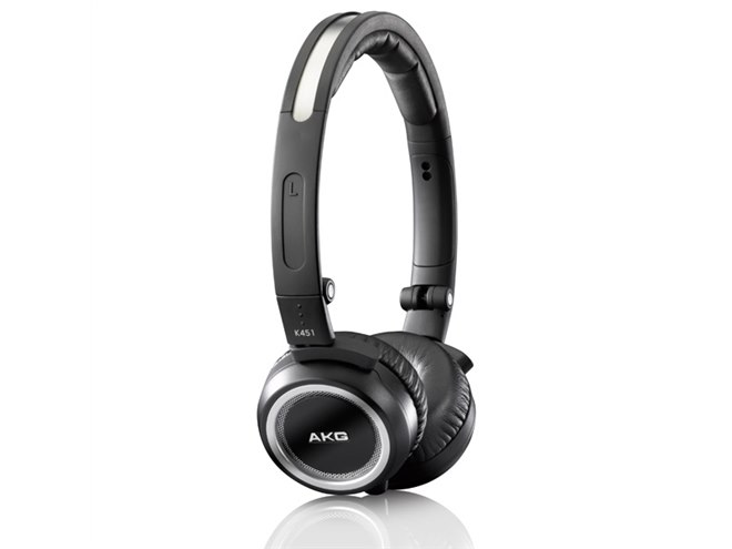 AKG、2種類の着脱式ケーブルが付属する最上位モデル「K451