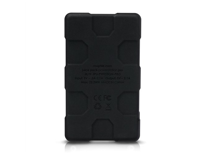 mophie、防塵・防滴性能を備えた6000mAhのモバイルバッテリー - 価格.com