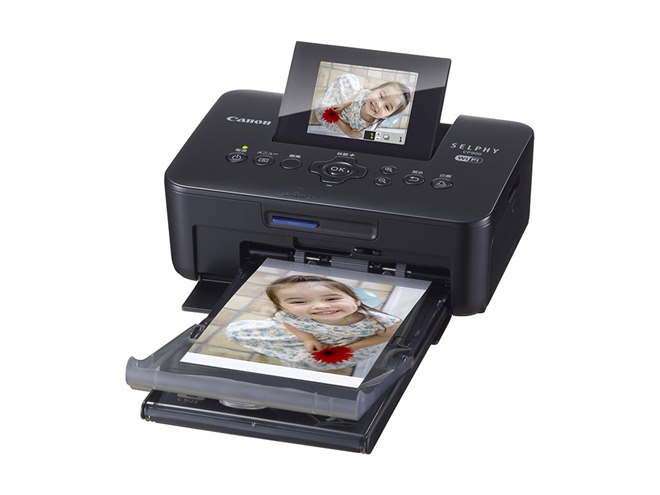 キヤノン、バッテリーを装着できる小型フォトプリンター「SELPHY