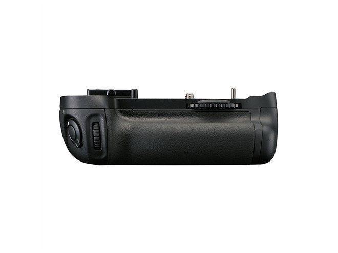 ニコン、「D600」用のマルチパワーバッテリーパック - 価格.com