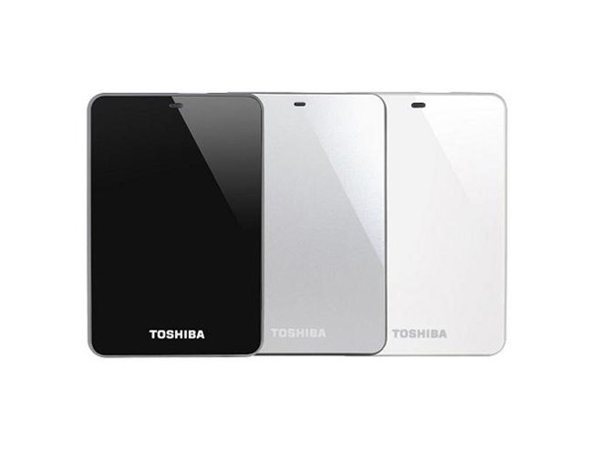 東芝、重さ115gの軽量タイプ「CANVIO SLIM」など外付けHDD3機種 - 価格.com