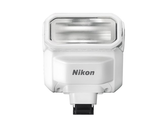 nikon 一眼レフ　フラッシュ Z シリーズ対象製品と大型フラッシュを併用して撮影で