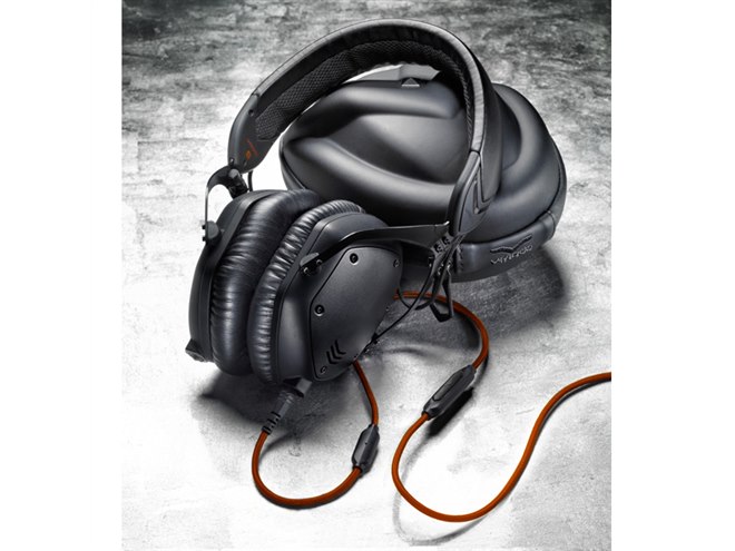 v-moda、50mm径デュアルダイアフラムドライバー搭載のヘッドホン