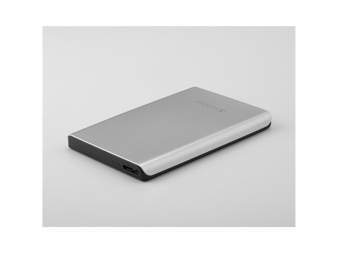 フリーコム、厚さ10.5mmの薄型ポータブルHDD - 価格.com