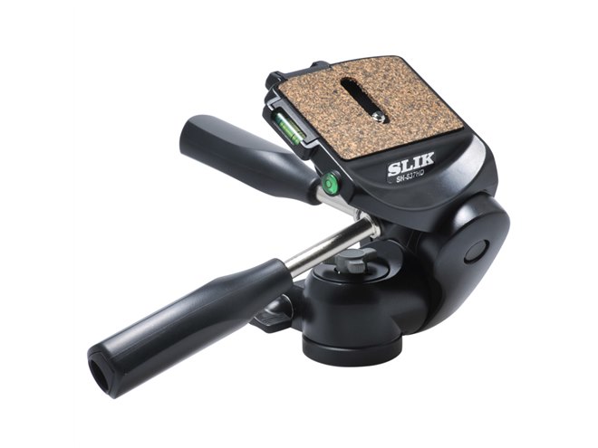SLIK、デジタル一眼カメラの上位機種にも対応した3段三脚 - 価格.com