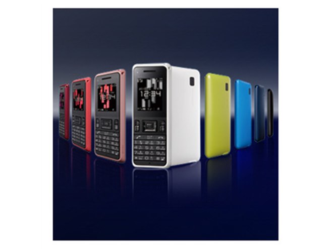 ウィルコム、76gの小型PHS「STOLA WX08」を2/7に発売 - 価格.com