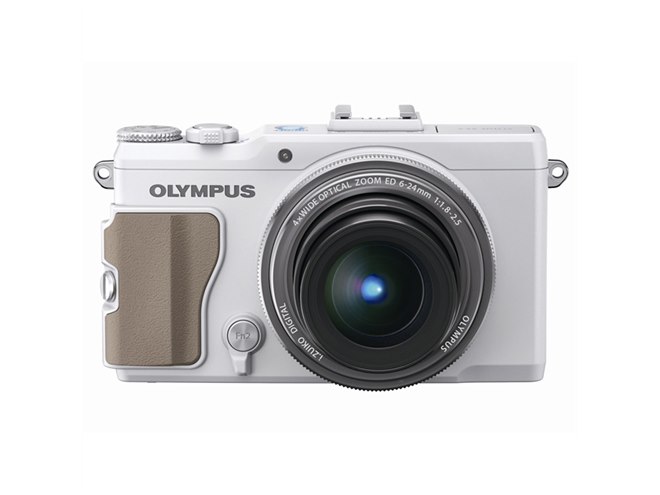 オリンパス｜STYLUS XZ-2｜ホワイト｜コンパクトデジタルカメラ｜箱付き OLYMPUS デジタルカメラ STYLUS XZ-2