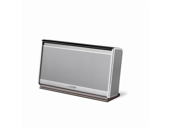 BOSE、SoundLink Bluetooth Mobile speaker IIの購入者に専用カバーを