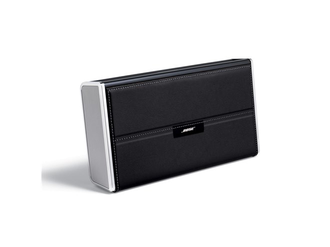 BOSE、SoundLink Bluetooth Mobile speaker IIの購入者に専用カバーを