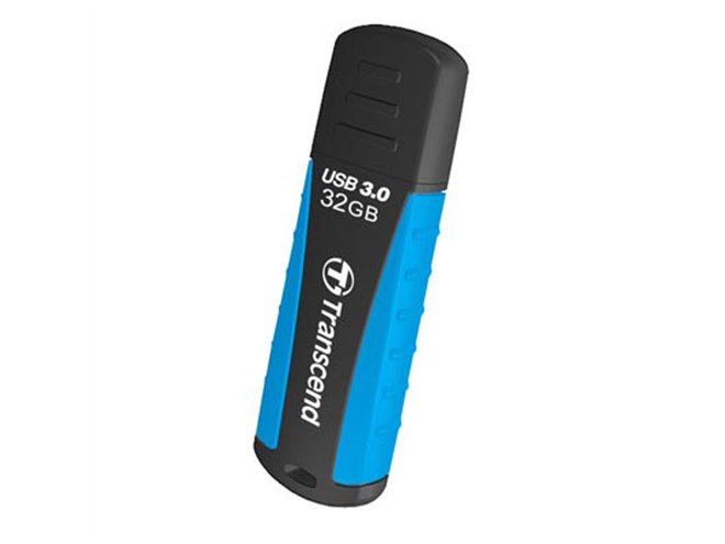 トランセンド、ラバー素材の対衝撃性USBメモリー「JetFlash 810