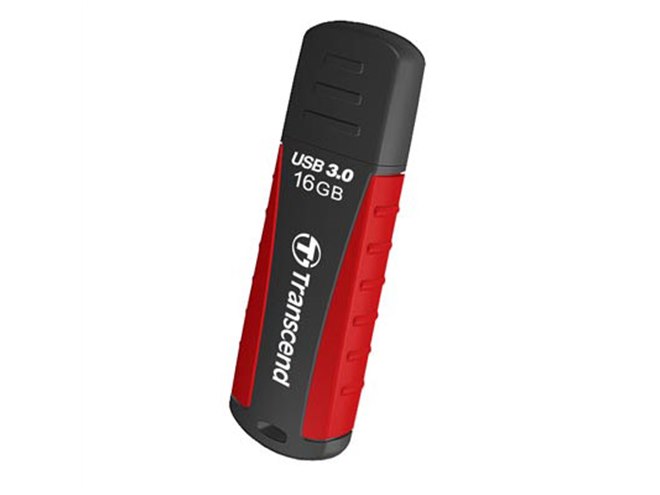 トランセンド、ラバー素材の対衝撃性USBメモリー「JetFlash 810
