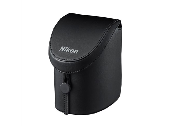 ニコン、レンズ装着中のNikon 1が収納できるソフトケース「CF-N5000