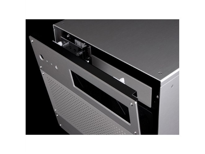 アビー、「ダブルデッキ」構造を用いた国産アルミ製PCケース「ASE-W5