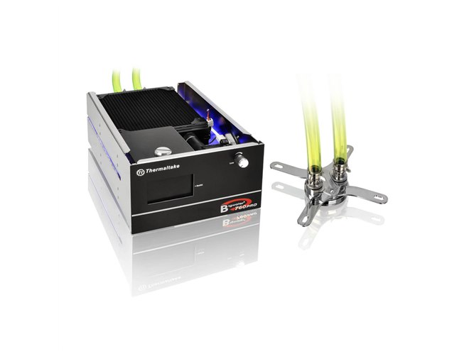 Thermaltake、5インチベイに収まる水冷CPUクーラー「Bigwater