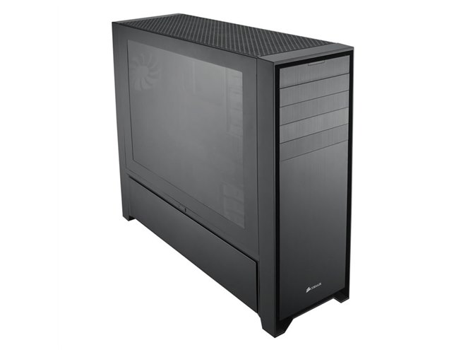 Corsair、ファン15基を搭載可能なHPTX規格対応の大型PCケース
