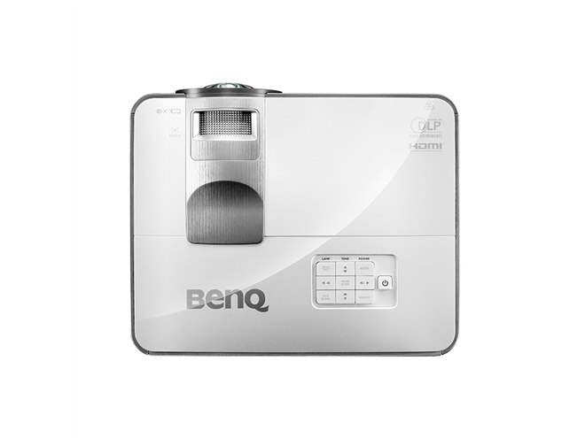 BenQ、電子黒板キット対応の超短焦点プロジェクター「MW820ST