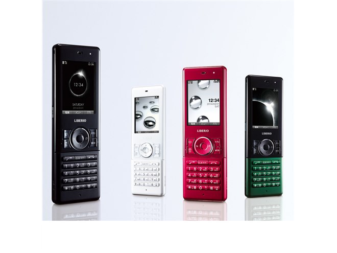 ウィルコム、防水、防塵、耐衝撃性能を備えたPHS「LIBERIO 2 WX11K