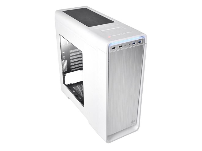 Thermaltake、ファン4基を搭載した日本専用モデルのPCケース - 価格.com