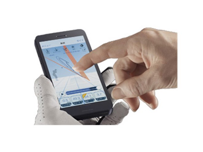 エプソン、ゴルフスイングを高精度で解析するスマホ用小型センサー