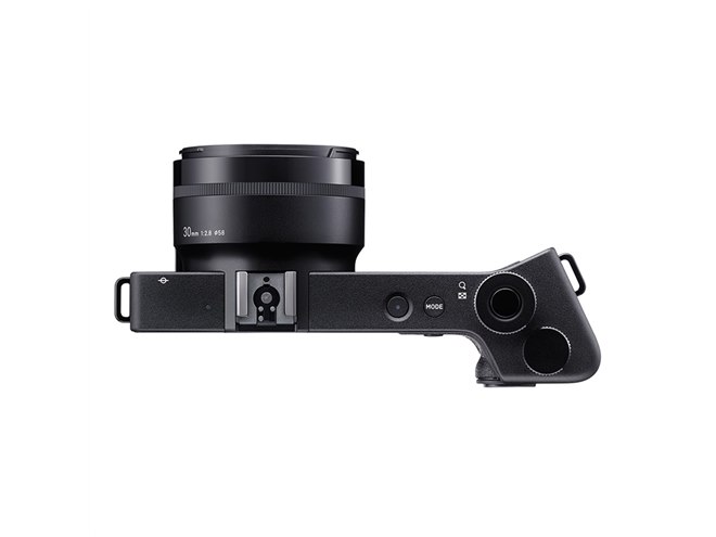 シグマ、新開発Foveon X3センサー搭載のデジカメ「SIGMA dp