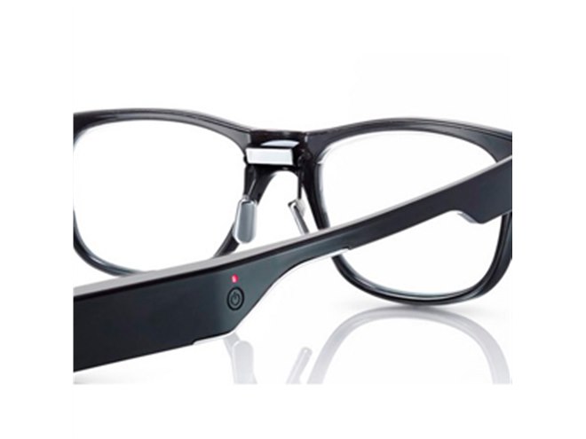 JINS、疲れや眠気を可視化するメガネ「JINS MEME」を発売へ - 価格.com