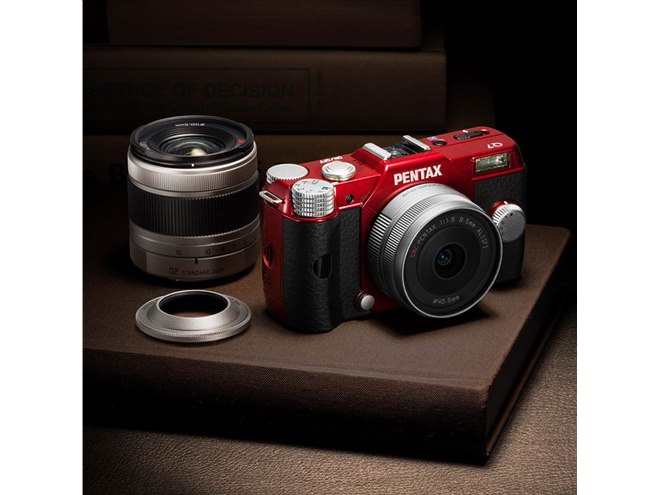 リコー、各100セット限定のクリスタル3カラー「PENTAX Q7」 - 価格.com