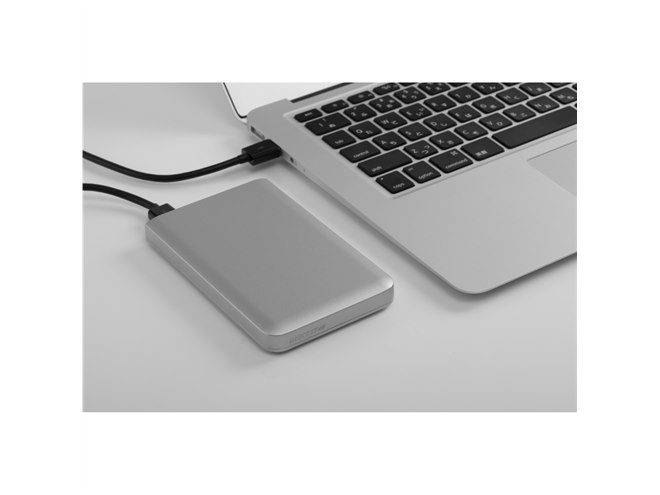 フリーコム、読み込み380MB/sのThunderbolt対応ポータブルSSD - 価格.com